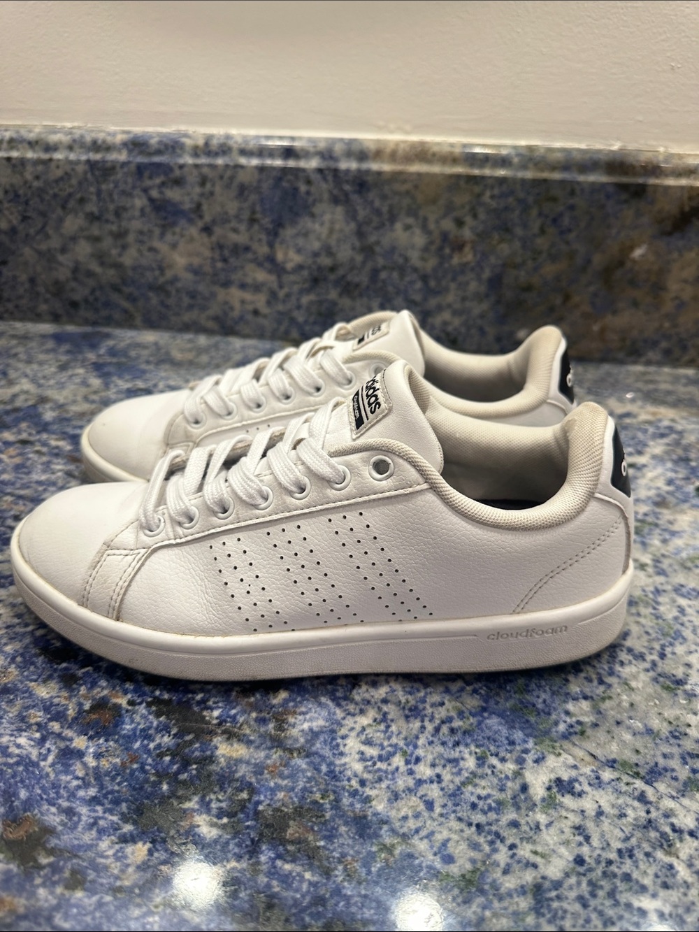 Adidas White Cloudfoam Sneakers Women’s 7